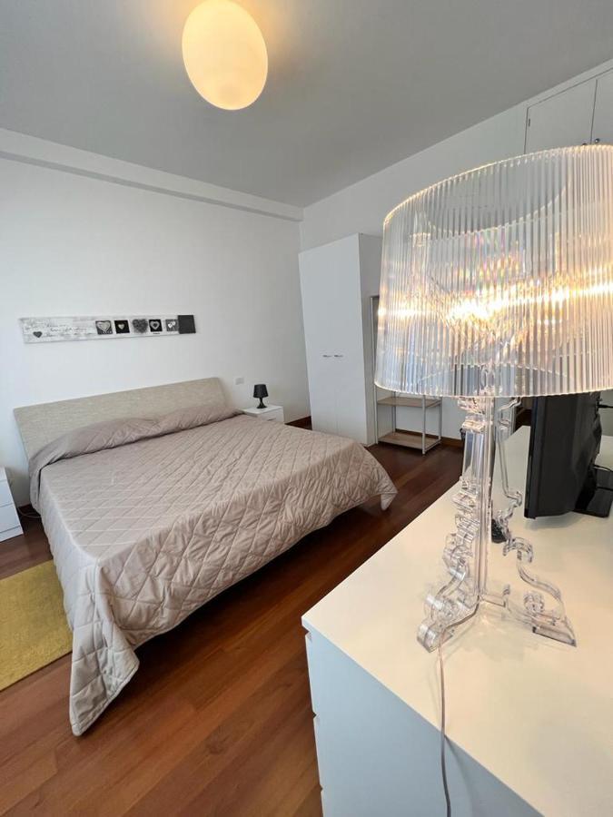 Piazza Italia Luxury Apartment Chianciano Terme Exterior foto
